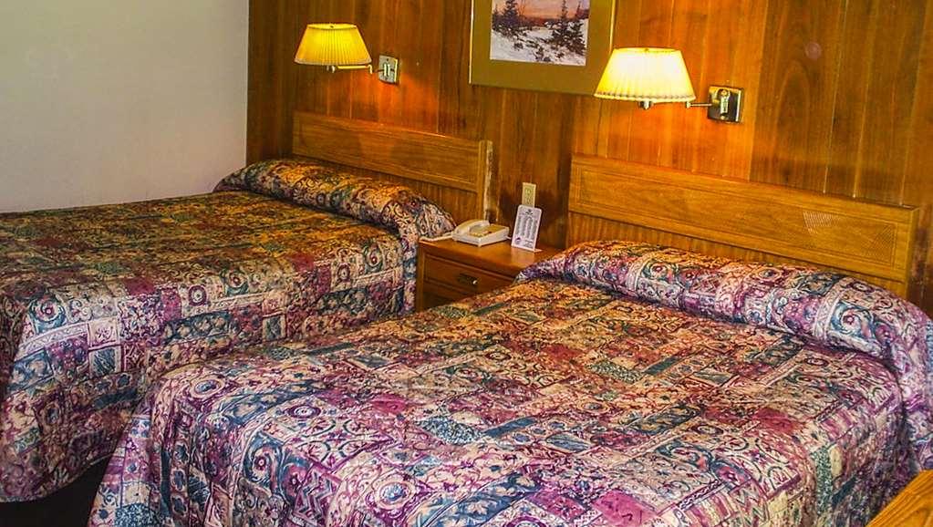 Kings Inn Cleveland Стронгзвіль Номер фото